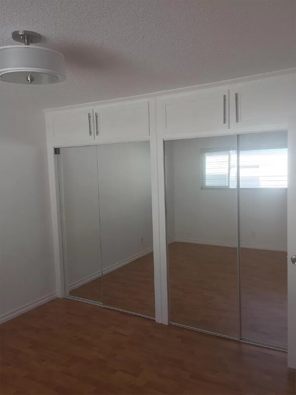 Building Photo - 341 Concord St