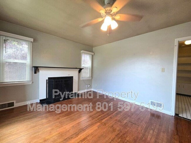 Building Photo - 825-827 E 620 N