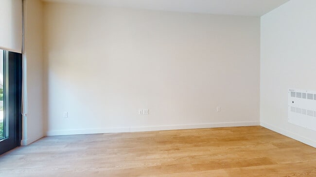 Interior Photo - HQ