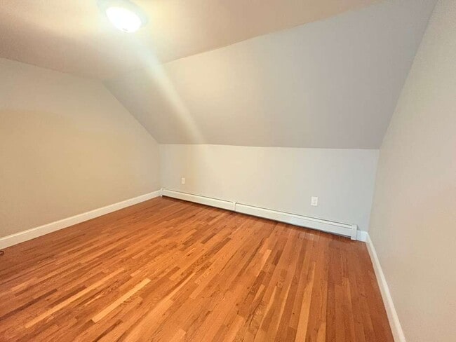 Foto del edificio - 12 Button St