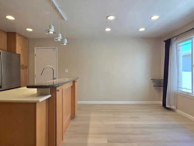 Building Photo - 1315 Shoal Dr