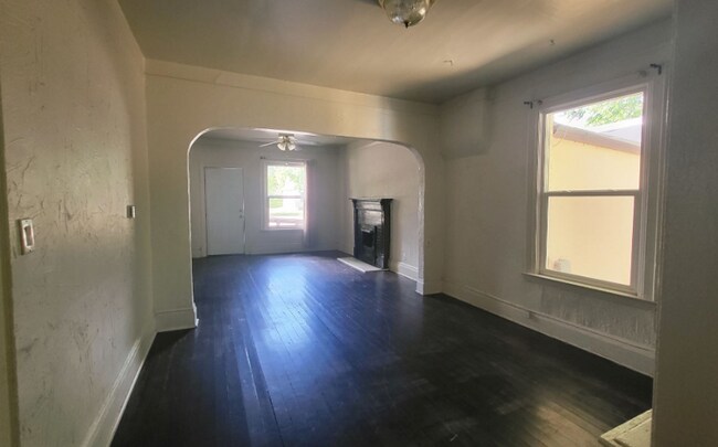 Foto del edificio - 1421 N Corona St