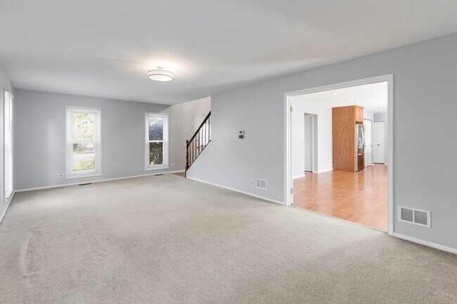 Building Photo - 1255 Gail Dr