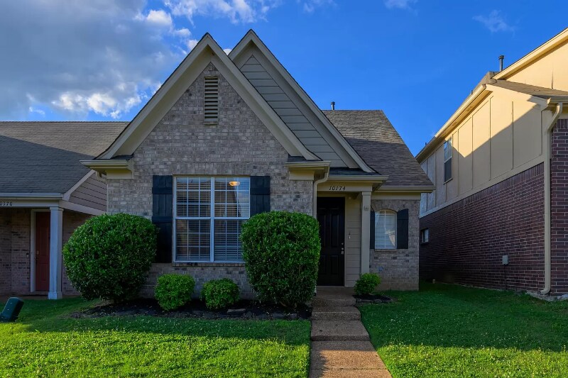 Foto principal - 10174 Sorrento Pl