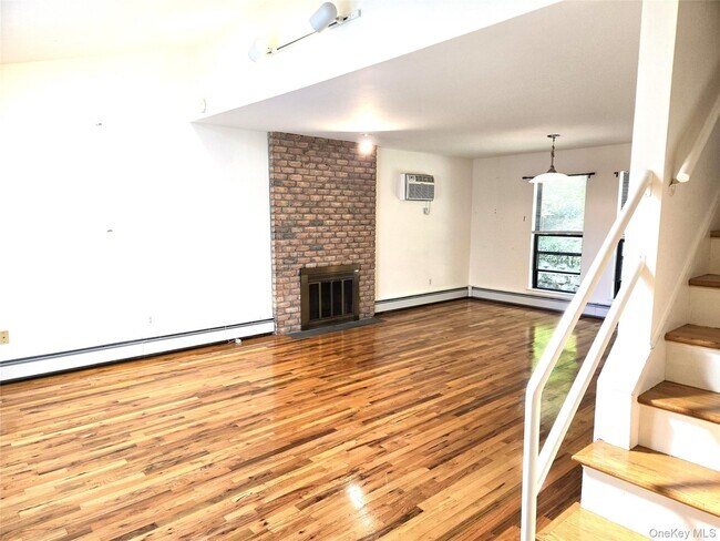 Foto del edificio - 11 Oldwood Rd S