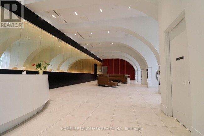 Building Photo - 2033 Kennedy Rd