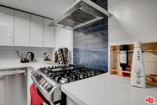 Foto del edificio - 108 W Maple St