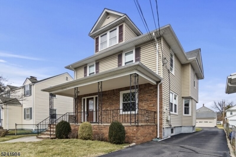 Primary Photo - 87 E Somerset St