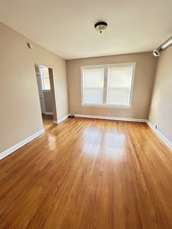 Foto del edificio - 9038 S Langley Ave