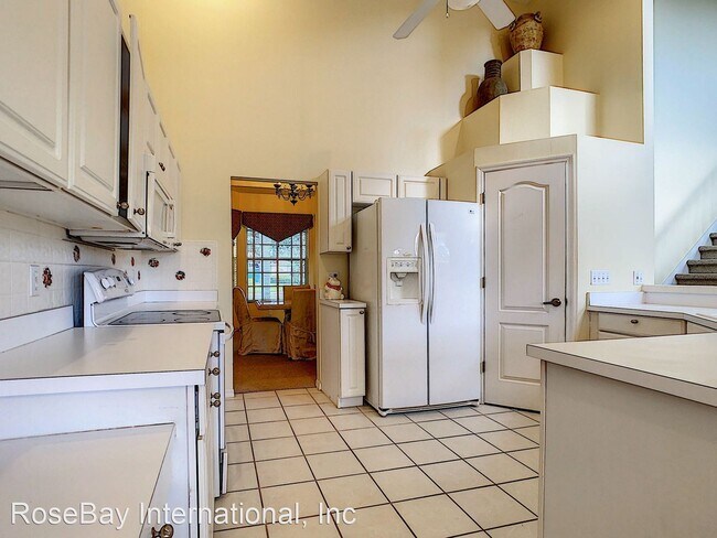 Building Photo - 4 br, 2.5 bath House - 5870 Lantern Court