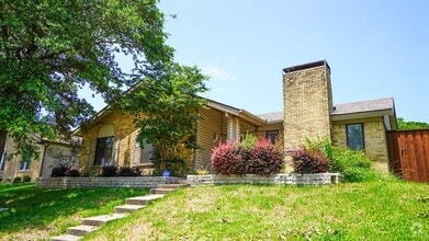 Building Photo - 4734 Cliffwood Dr