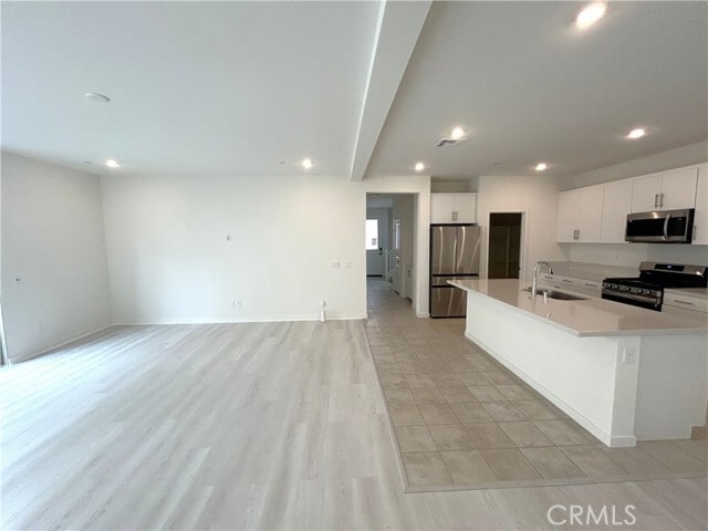 Foto del edificio - 15764 Caterpillar Dr