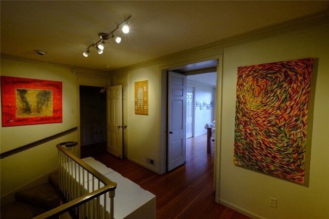 Foto del edificio - 572 East 11th Avenue