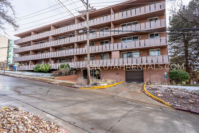 Building Photo - 87 W 300 N
