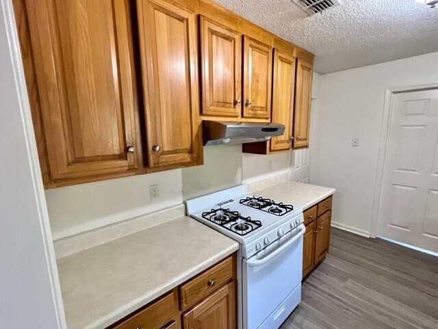 Foto del edificio - 322 W Franklin St