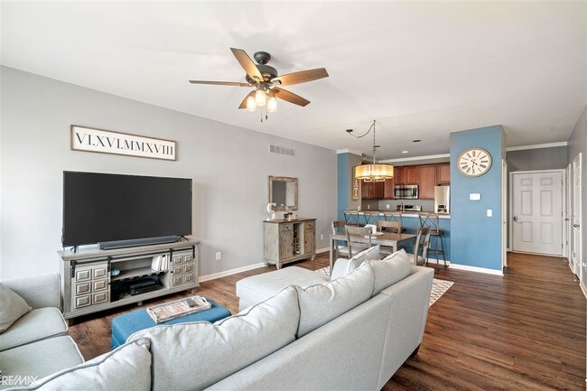 Building Photo - 29288 Classic Dr