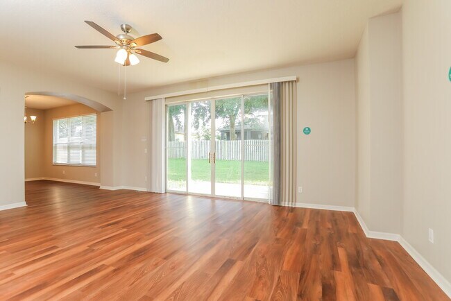 Building Photo - 2083 Casaba Cove Ave