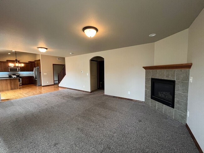 Foto del edificio - Beautiful single-family home in Berthoud!