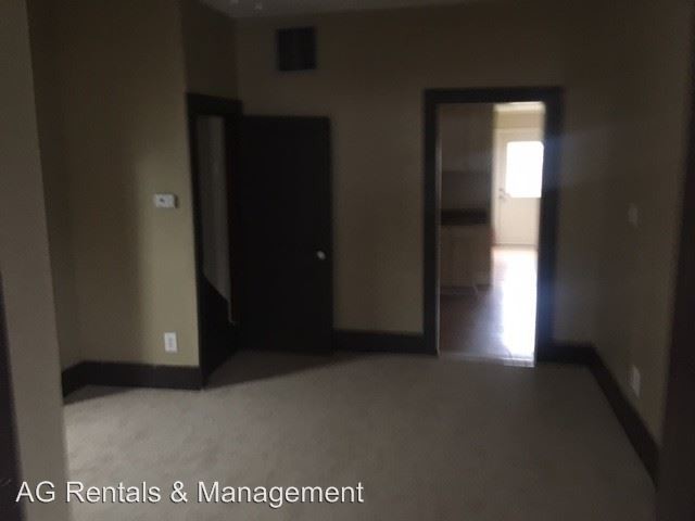 Foto del edificio - 2 br, 1 bath House - 1535 E State St