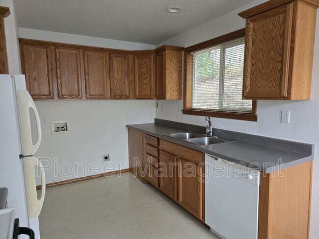 Foto del edificio - 1214 SE Overlook Ave