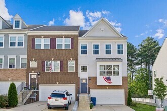 Building Photo - 23853 Myrtle Glen Way