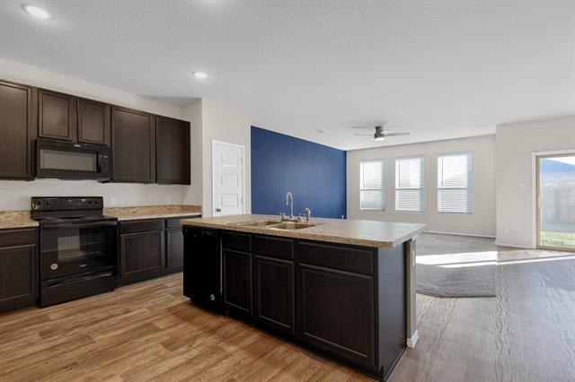 Building Photo - 813 Billups Dr