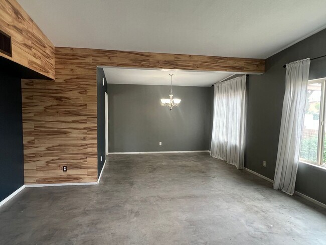 Foto del edificio - Room for all your toys, large and small!