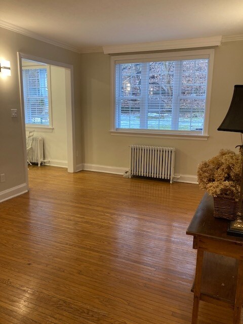 Photo du bâtiment - Beautiful, newly renovated 1 bdrm High Par...