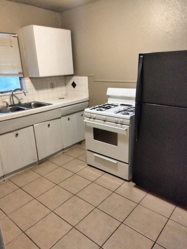 3701 Sleeper Ave Unit 9, Waco, TX 76707 Room for Rent in Waco, TX