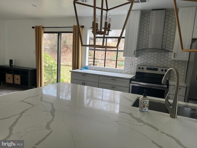 Foto del edificio - 14721 Seneca Castle Ct