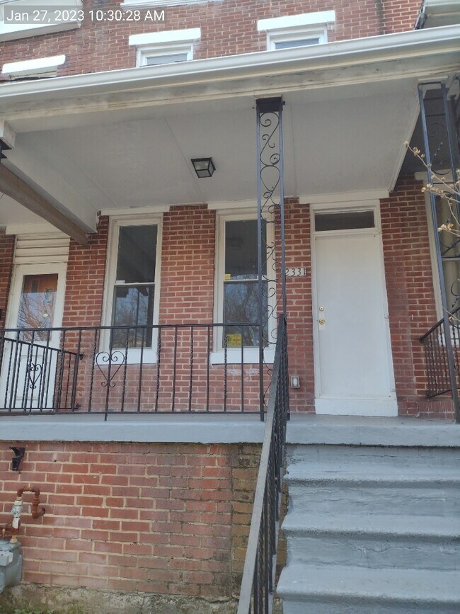 Foto del edificio - 2331 Sidney Ave