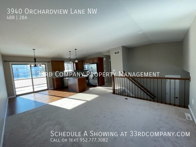 Foto del edificio - 3940 Orchardview Ln NW