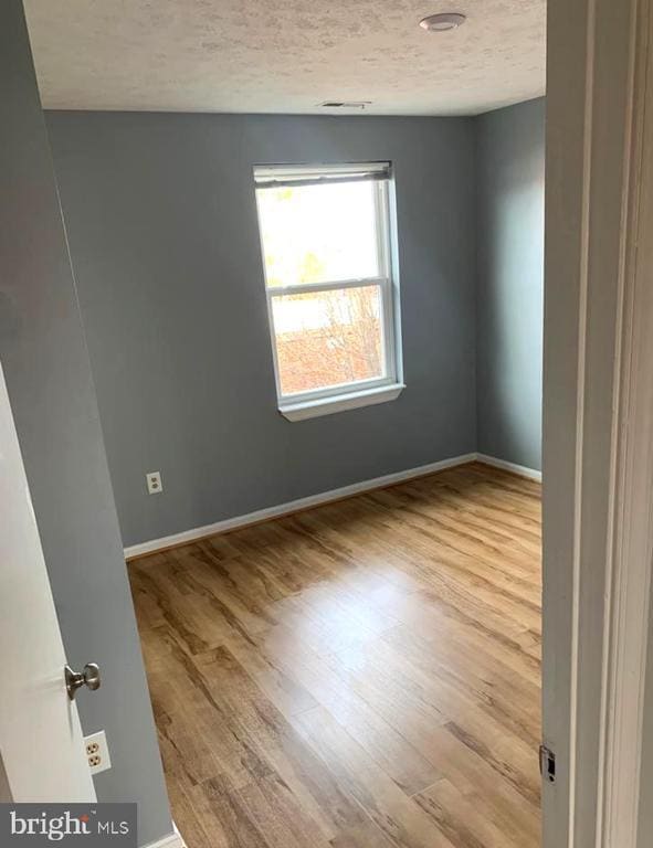 408 Broadway St Unit 302, Quantico, VA 22134 Room for Rent in