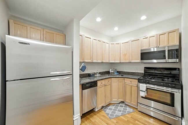 Building Photo - 310 Shawmut Ave