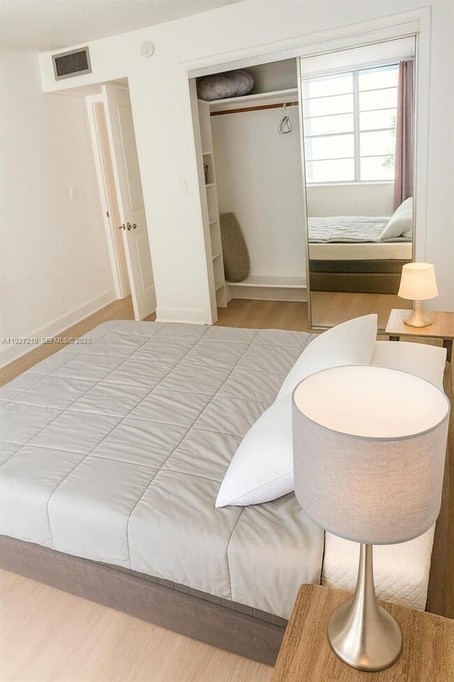 Foto del edificio - 1732 Meridian Ave