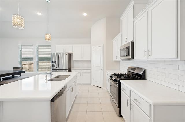Building Photo - 5490 Mourning Dove Dr