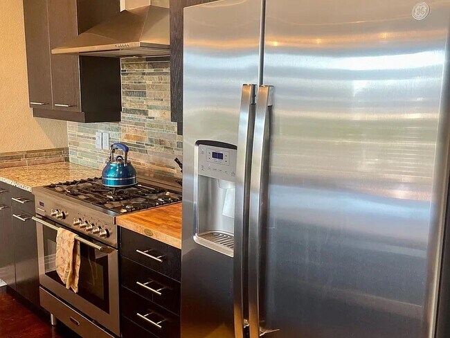 Foto del edificio - 2650 W Front Vw Crescent Dr