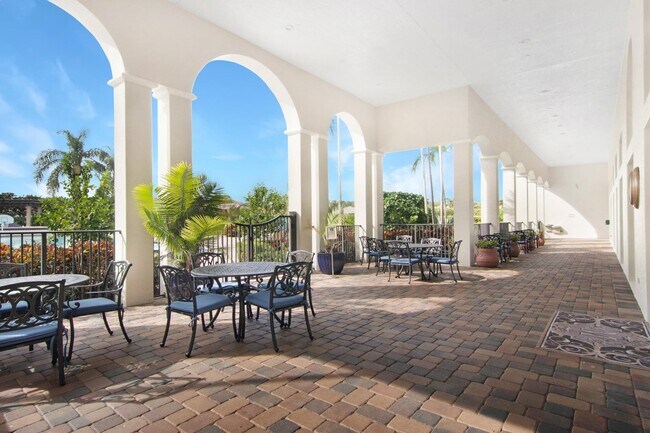 Building Photo - 231 Isle Verde Way