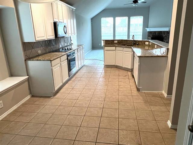 Building Photo - 1803 Modena Dr