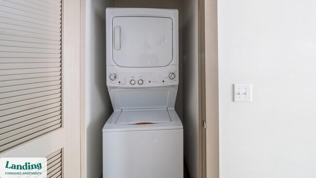 Foto del edificio - 202 Promenade Vista St