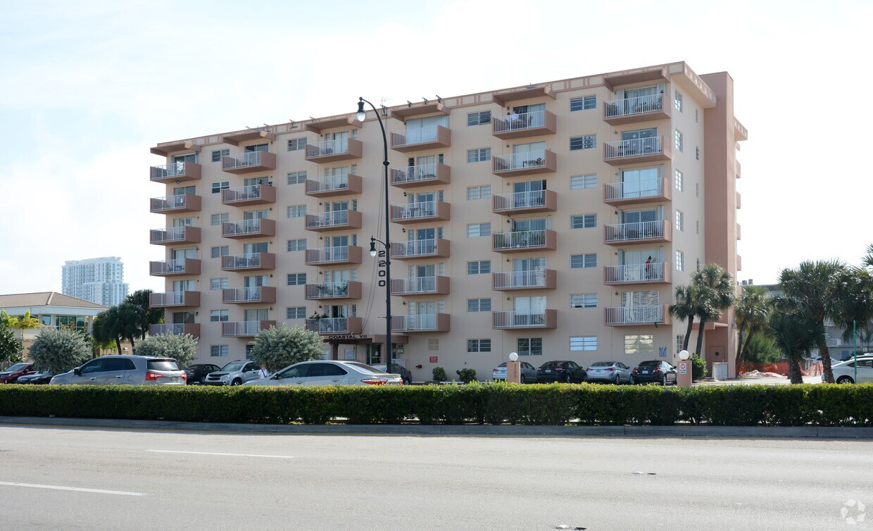 Foto del edificio - Coastal Vii Apartments Inc