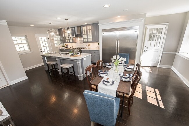 Building Photo - Luxury 4 Bed / 2.5 Bath Home - Great Wayne Location