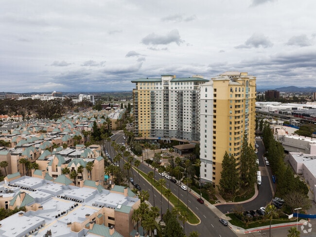 Large Apartments UTC area