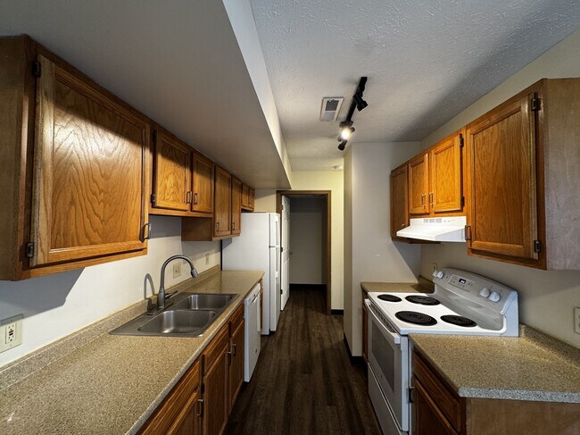 Foto del edificio - 3632 Harris Ave NW