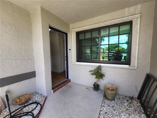 Building Photo - 15561 SW 110th Terrace