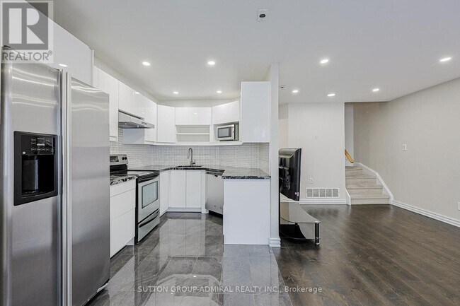 Photo du bâtiment - 151 Townsgate Dr