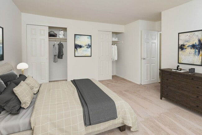Bedroom - Village Green