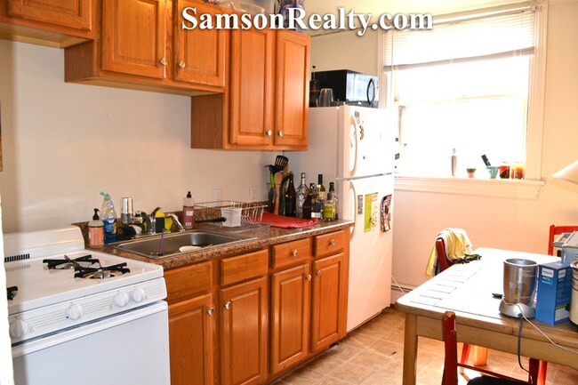 Foto del edificio - 230 Brown St