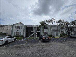 Building Photo - 1024 S Independence Dr