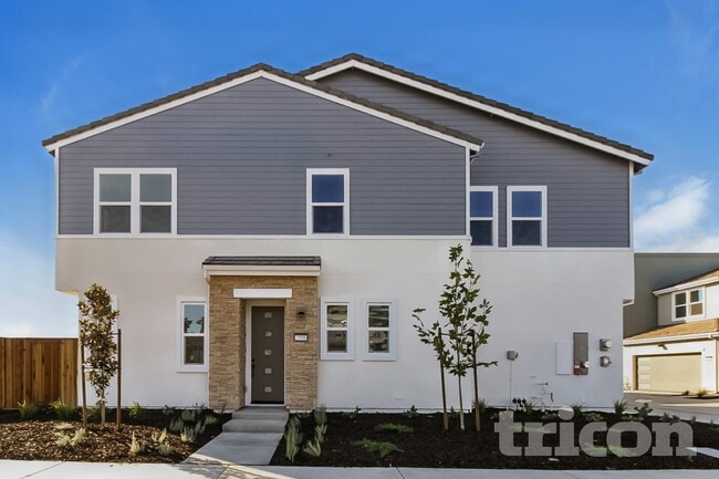 Building Photo - 2058 Delta Vw Ave